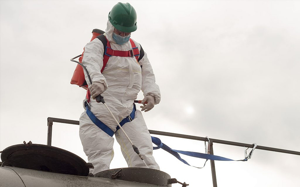 شركة تنظيف خزانات